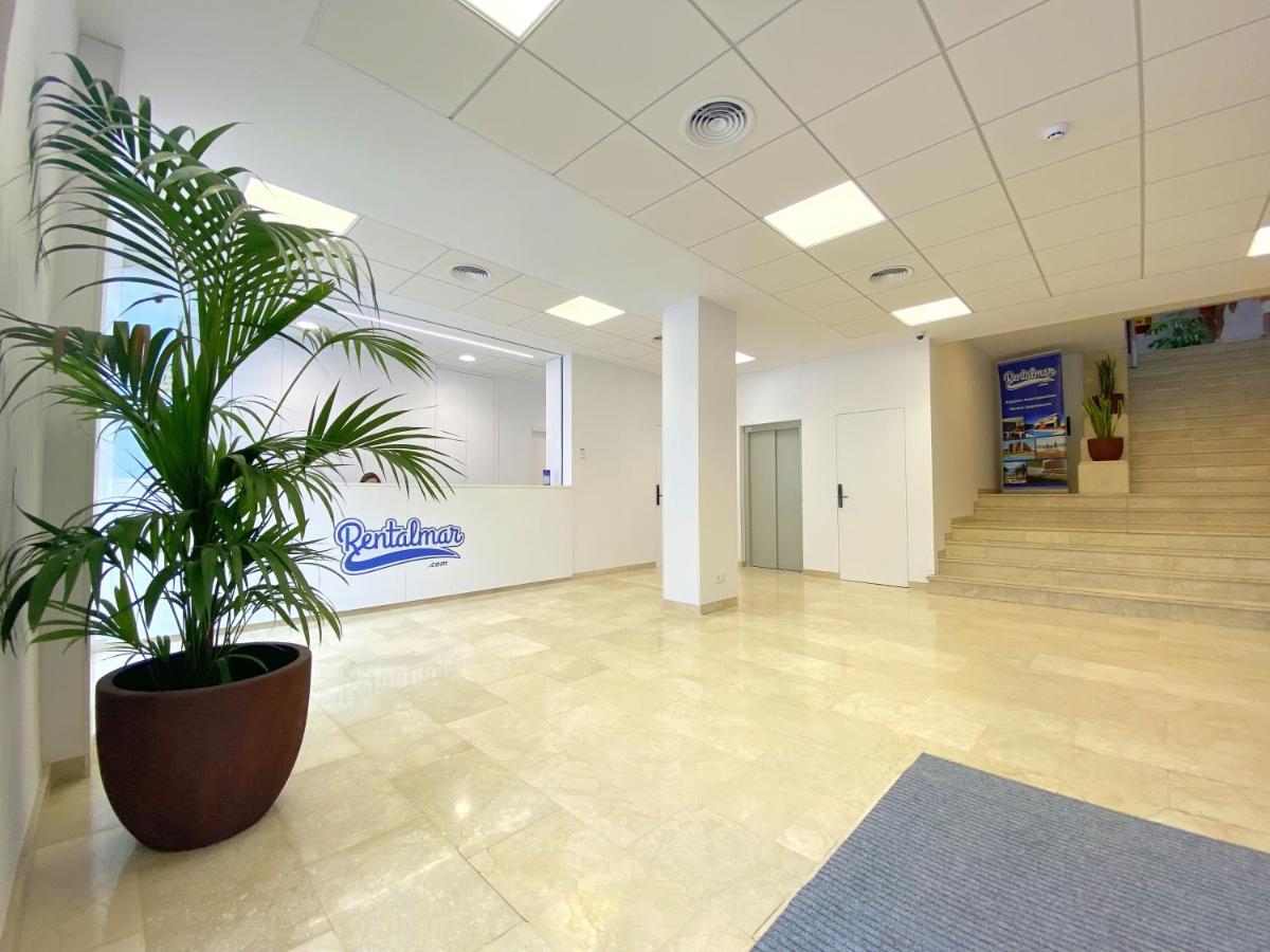 Rentalmar Blue Beach & Pool Salou Exterior foto